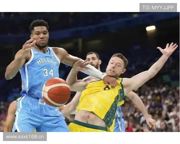 东里连中高难度三分引发热议字母哥直言对手实力不容小觑